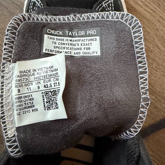 CHUCK TAYLOR PRO - MENS SUEDE - Picture 4 of 4